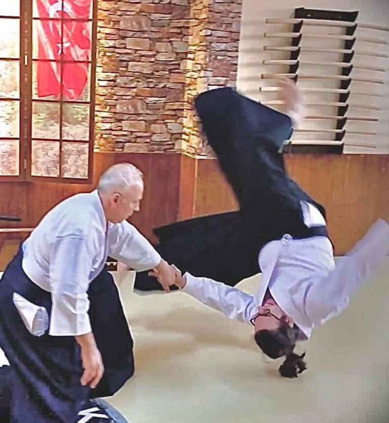 Yüksek düşüler